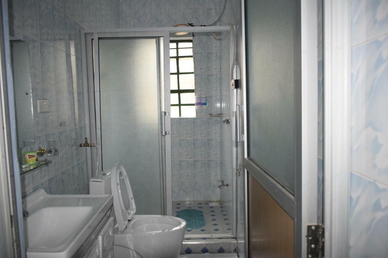 Yaris Guest House Элдорет Экстерьер фото